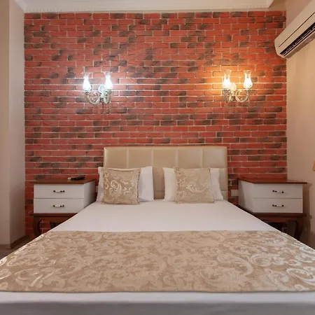 فندق Ozmen Old Town Kaleici Adult Only 2*